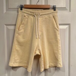 Zara brand size S elastic waist with drawstring closure shorts